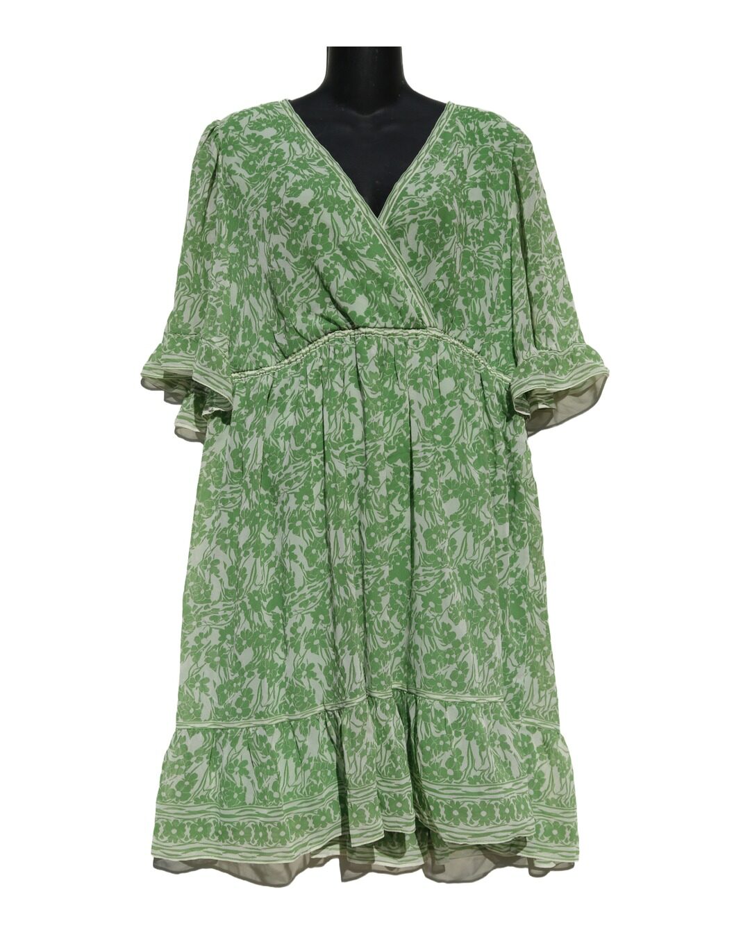 Vestido Floral Verde Wrap — MAX STUDIO